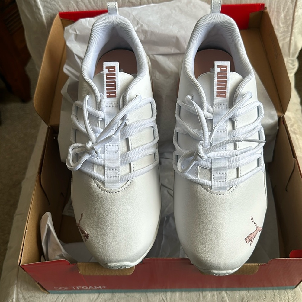 Puma size 9 white rose gold brand NIB Pristine!